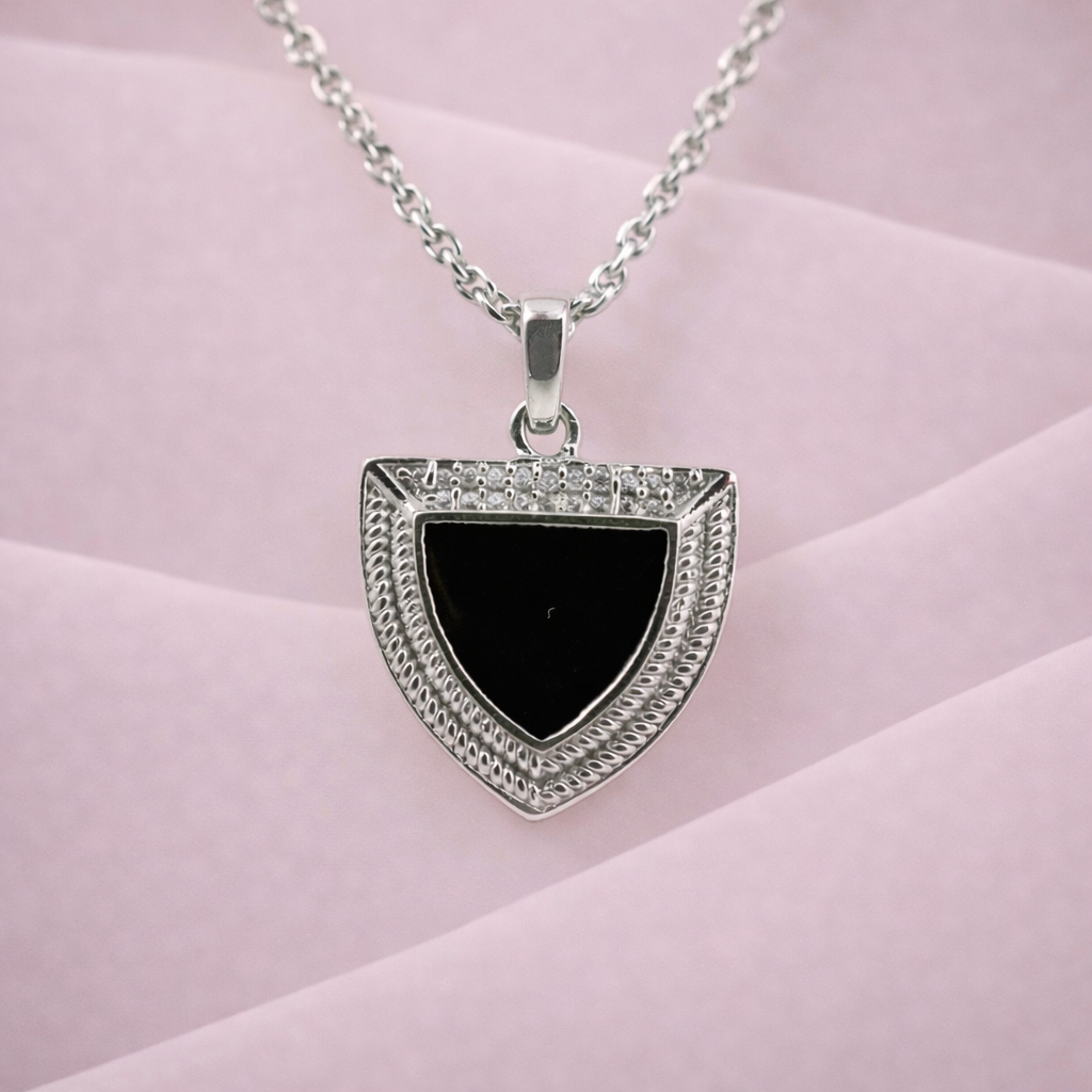 Onyx Crest Shield Pendant S (2)